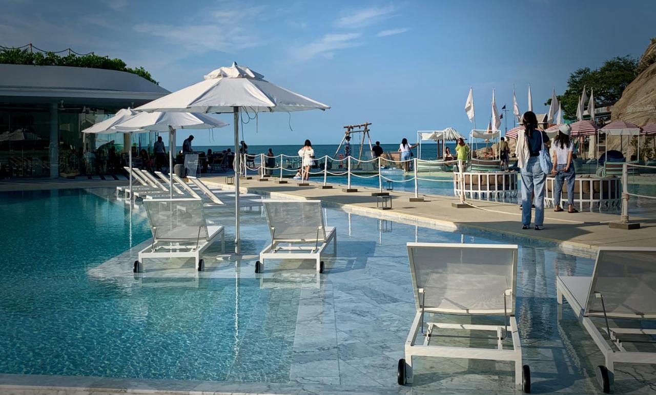 Hua Hin Veranda Beachfront Living Exterior photo
